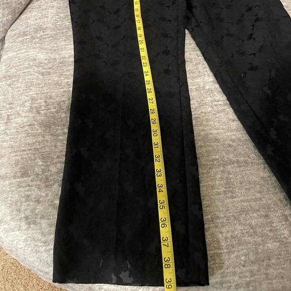 EUC Ann Taylor Floral And Textures Pant - Picture 4 of 6